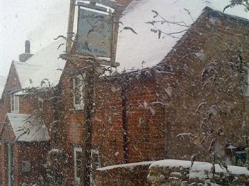 Gatehangers Inn Aylesbury  Buitenkant foto